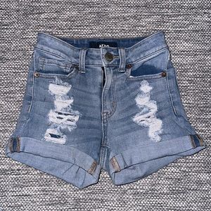 Aeropostale Light wash ripped jean shorts high rise midi (Worn)
